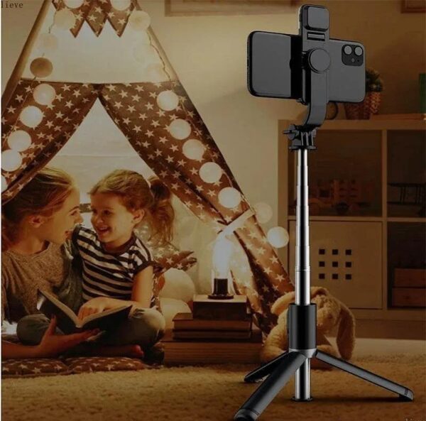 Selfie Stick With LED Light Mini Tripod Stand - Image 7