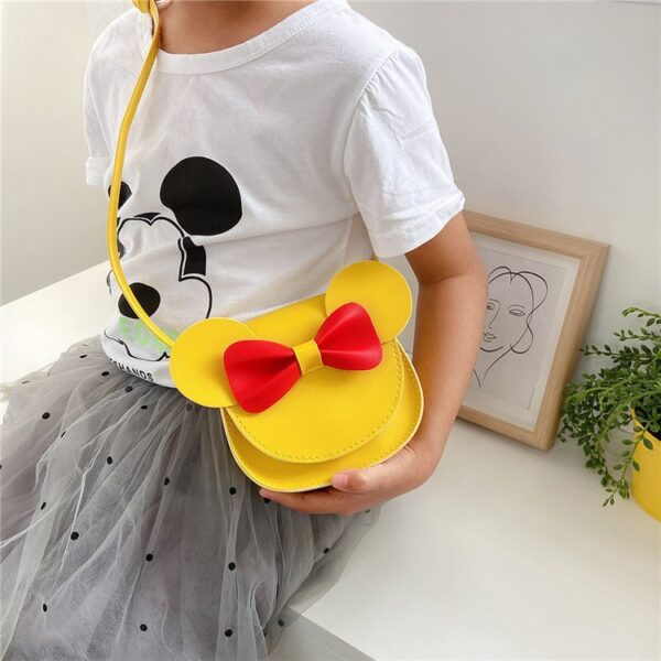 Spring 2025 Korean-Style Mini Crossbody Bag for Girls – Cute Cartoon Princess Design"