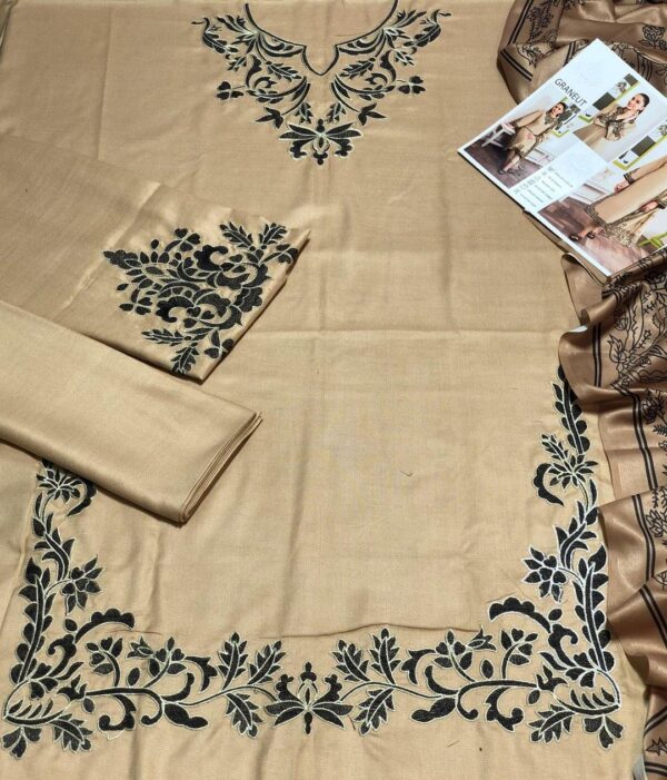 3 Pcs Women,s Unsitiched Embroidered Suit - Image 3