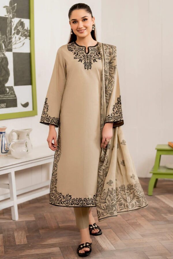 3 Pcs Women,s Unsitiched Embroidered Suit - Image 6