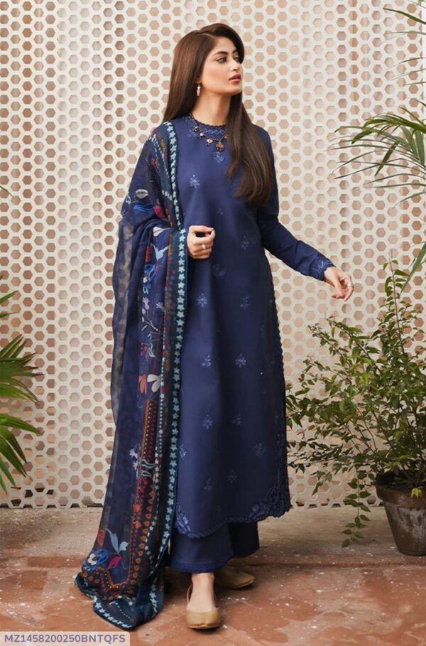 3 Pcs Women,s Unsitiched Embroidered Suit - Image 2