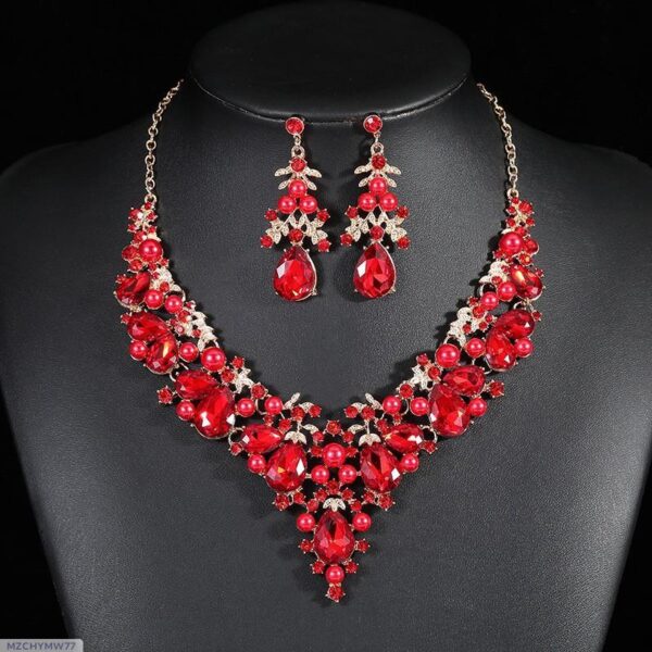 Amazon Cross-border European and American Pearl Necklace Earrings suit Electroplated Alloy New Exaggerated Fashion Artificial Gem - Image 2