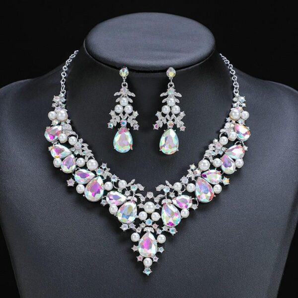 Amazon Cross-border European and American Pearl Necklace Earrings suit Electroplated Alloy New Exaggerated Fashion Artificial Gem - Image 6