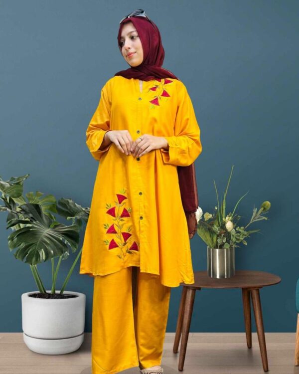 3 Pcs Women's Stitched Lawn Applique Suit - Image 5